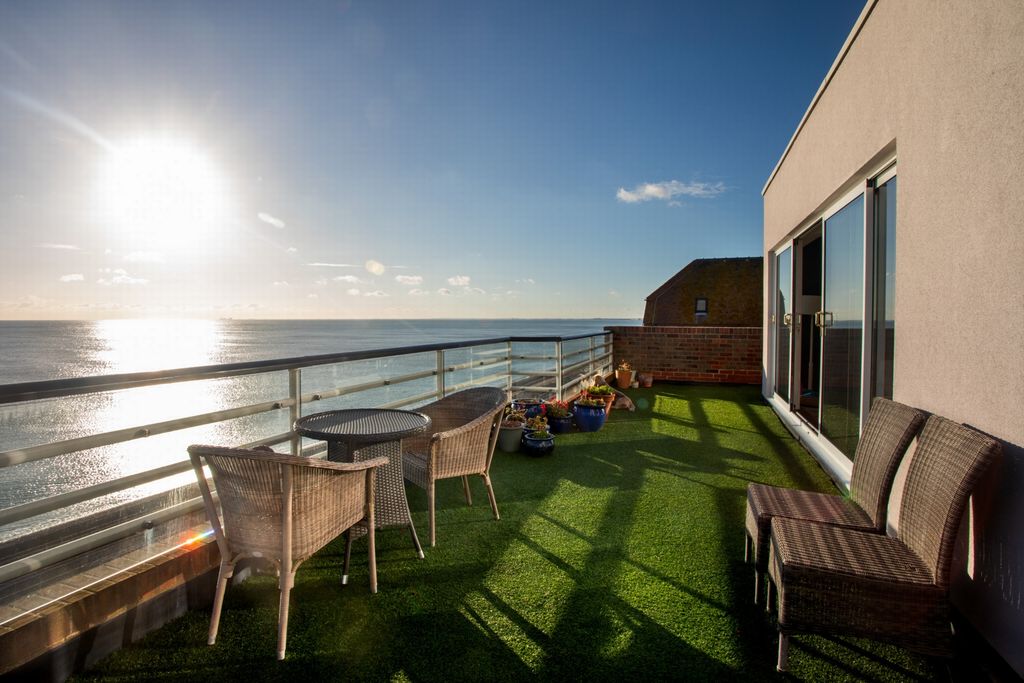 Property photo 3 of 35 The View