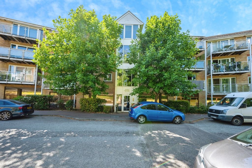 Property photo 1 of 14