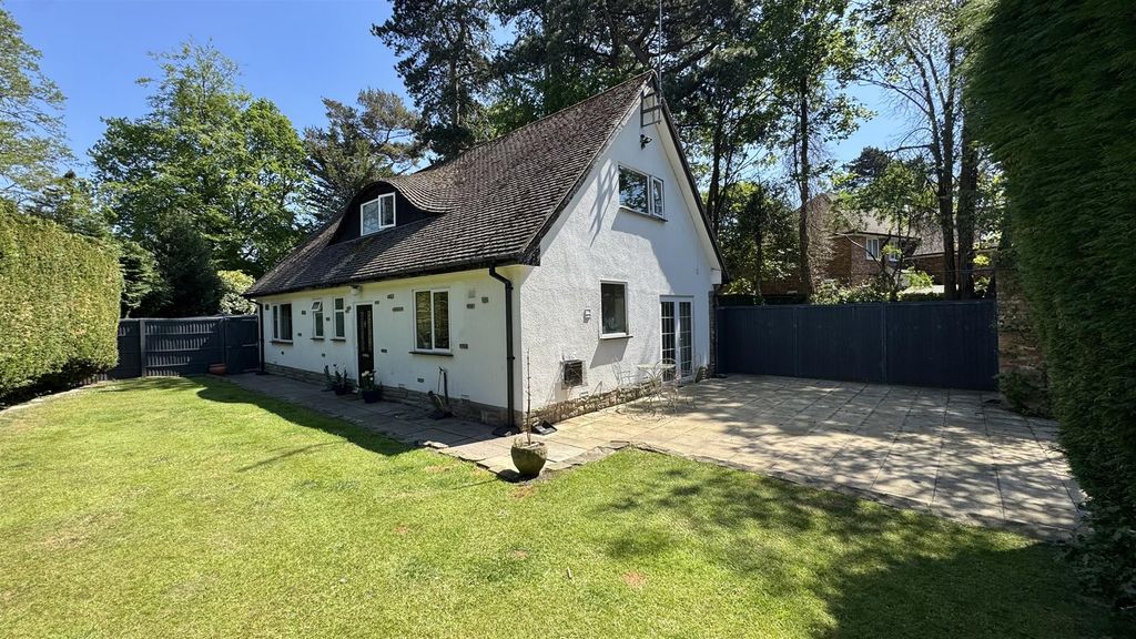 Property photo 3 of 14