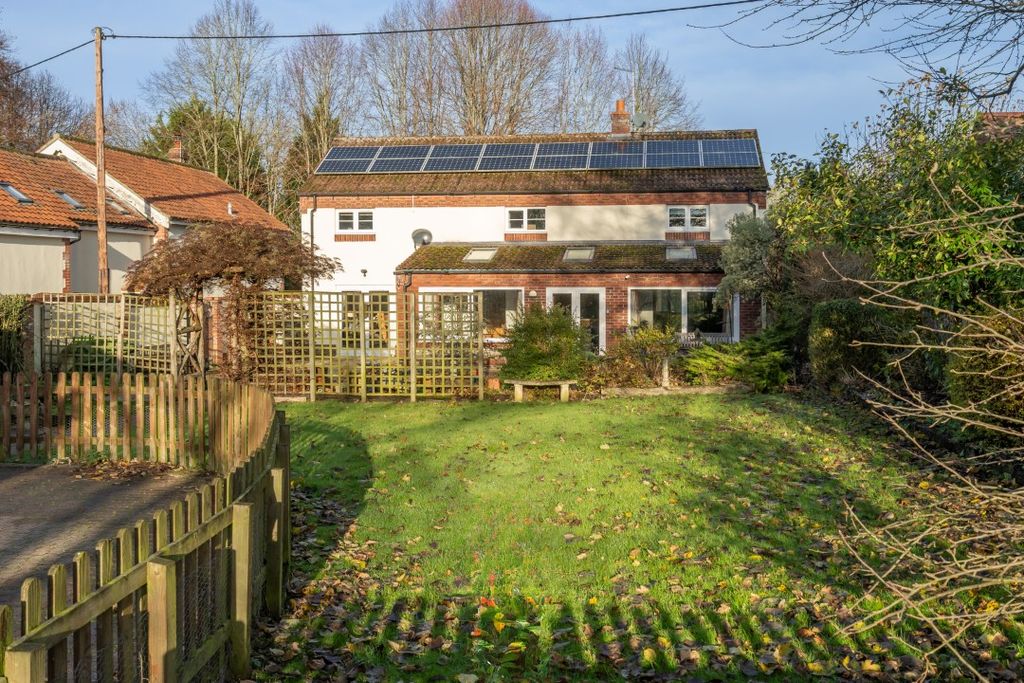 Property photo 1 of 24