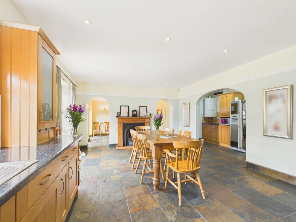 Property photo 3 of 29 5351536