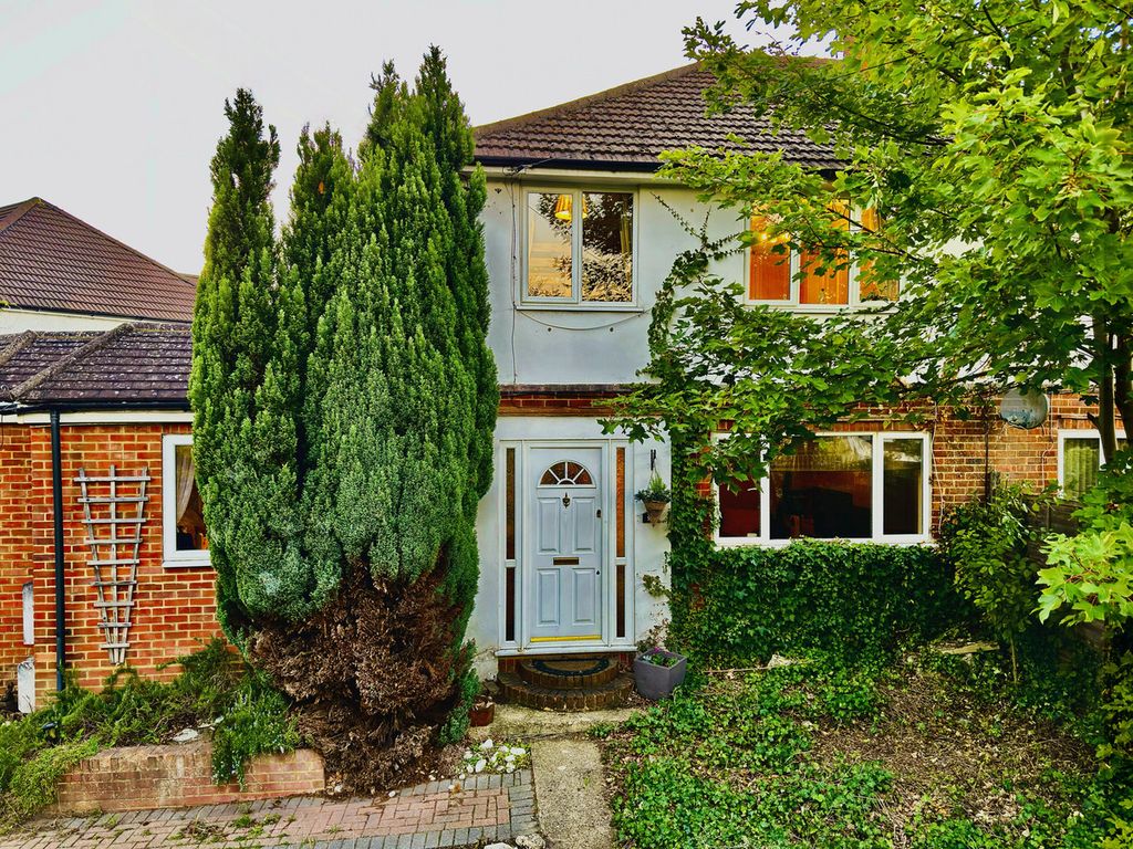 Property photo 1 of 25