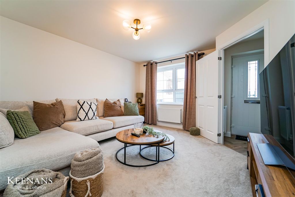 Property photo 2 of 31 4.Jpg