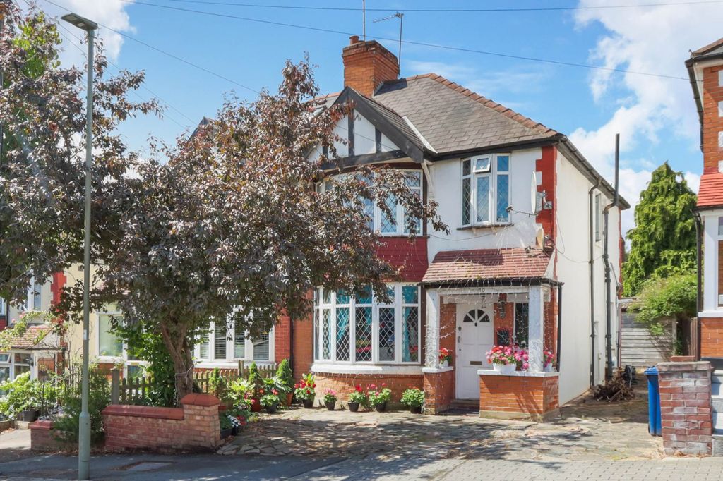 Property photo 1 of 11