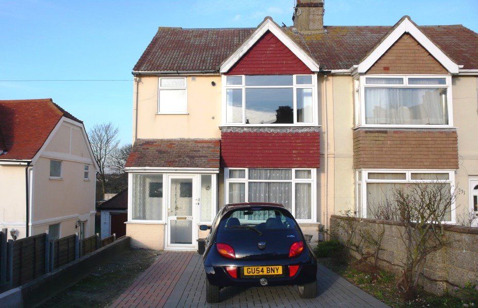 Property photo 1 of 8