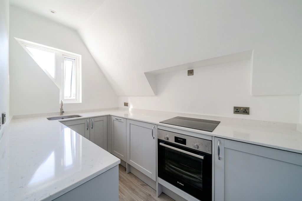 Property photo 2 of 12 Picture No. 09