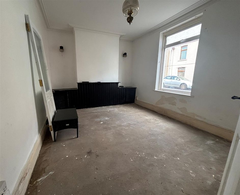 Property photo 3 of 16 5.Jpg