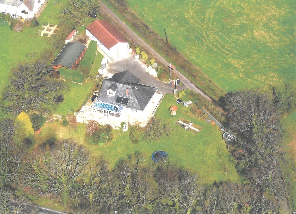 Property photo 2 of 24 Picture No. 19