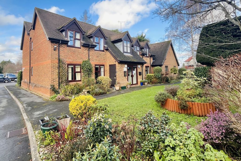 Property photo 1 of 9 Picture No. 08