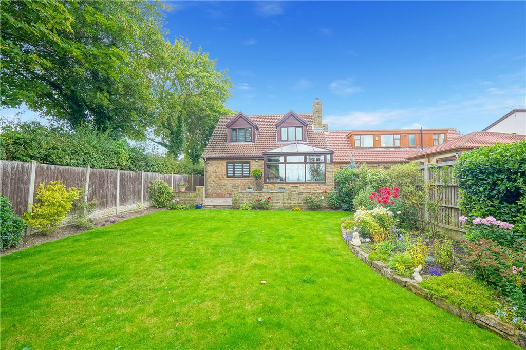 Property photo 1 of 22 Picture No. 28