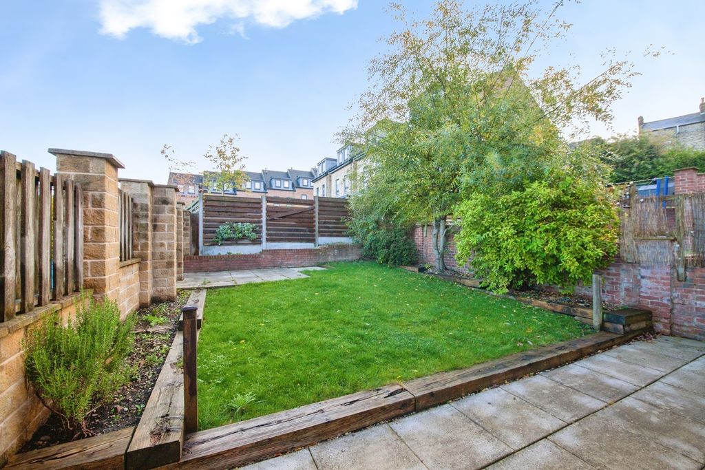 Property photo 2 of 22 Pbox-Img.Jpg