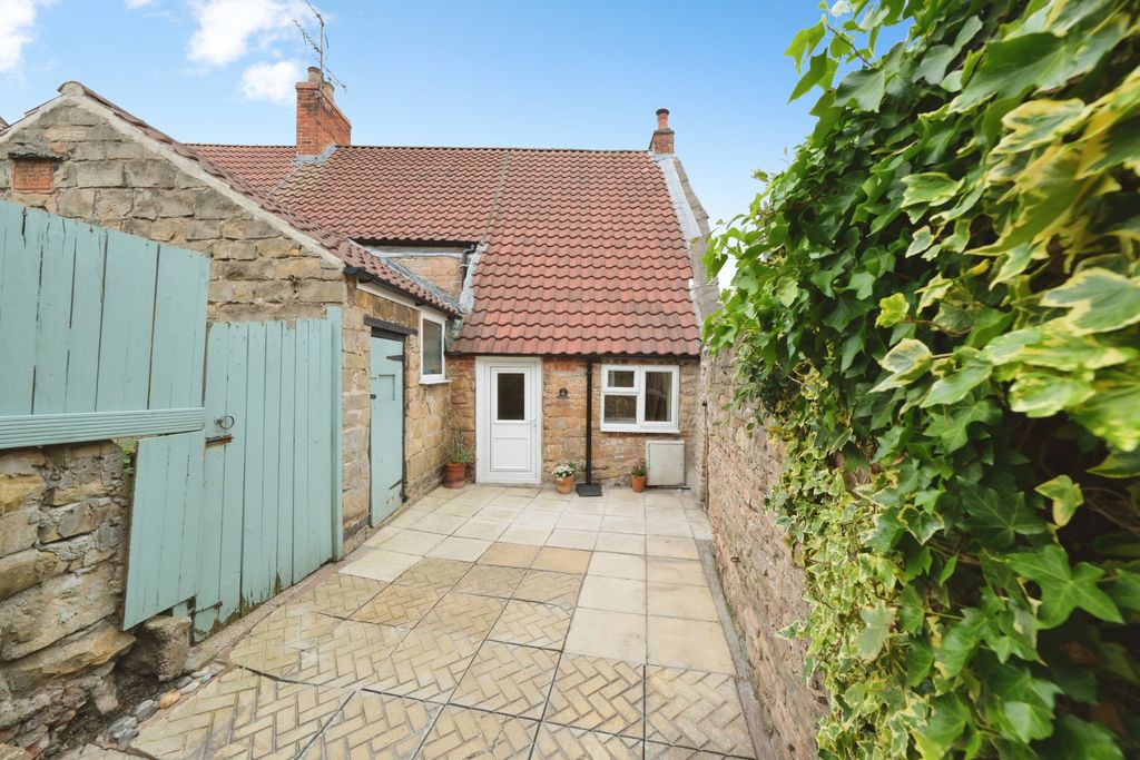 Property photo 2 of 20 Img_7107