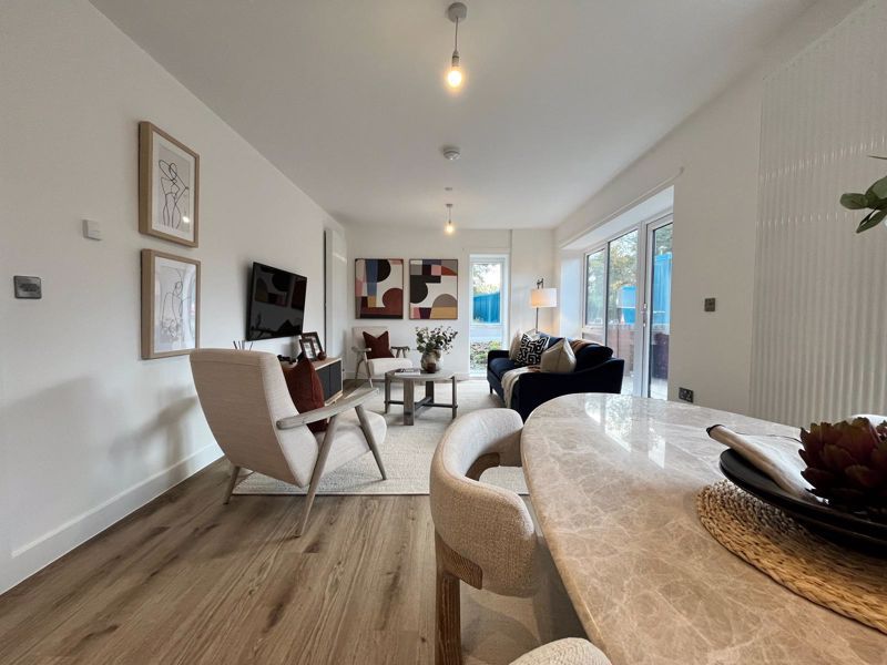 Property photo 3 of 12 Photo 13