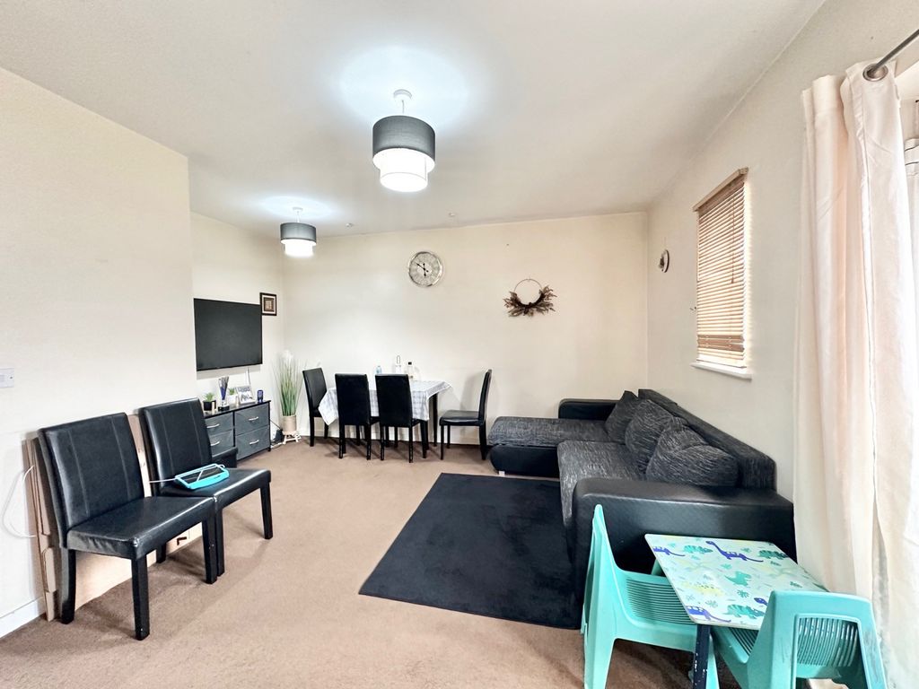Property photo 1 of 7 2Â Bedroom Flat For Rent