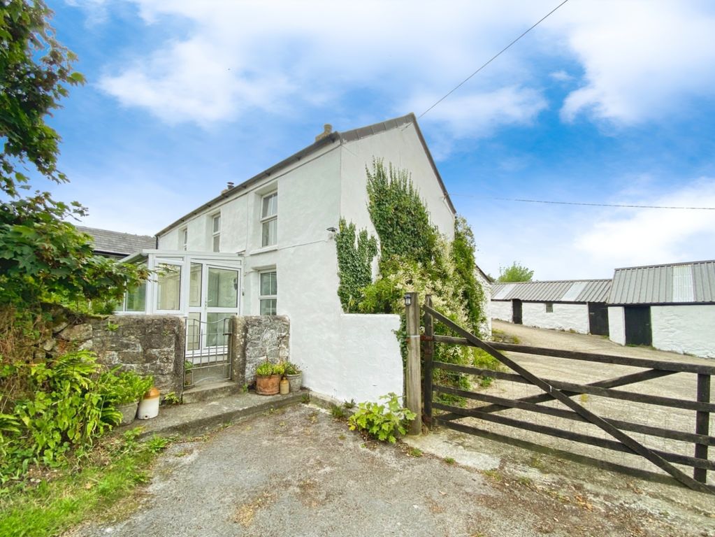 Property photo 2 of 39