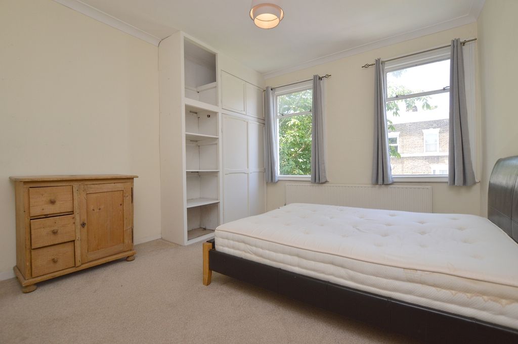 Property photo 3 of 9 Bedroom