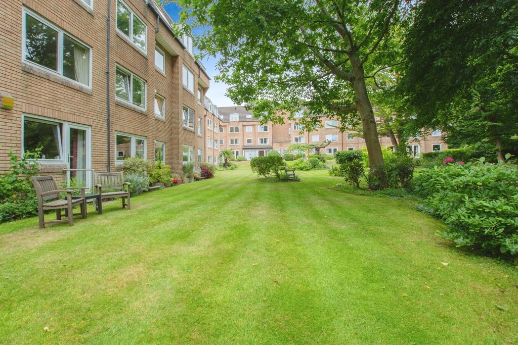 Property photo 2 of 15