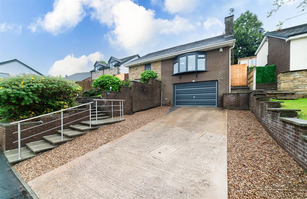 Property photo 2 of 25 Front Elevation