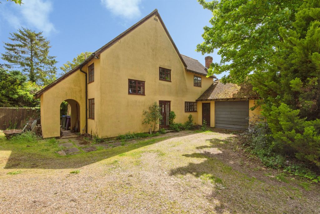 Property photo 1 of 15