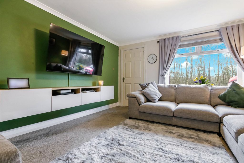 Property photo 2 of 21 Picture No. 02