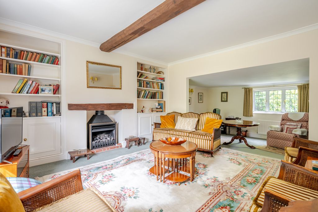 Property photo 2 of 16