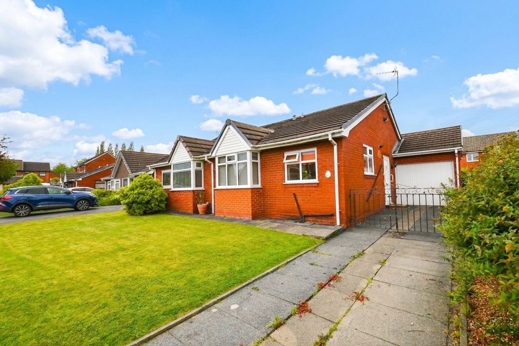 Property photo 1 of 16
