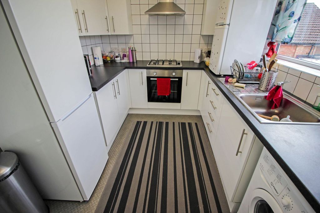 Property photo 2 of 5