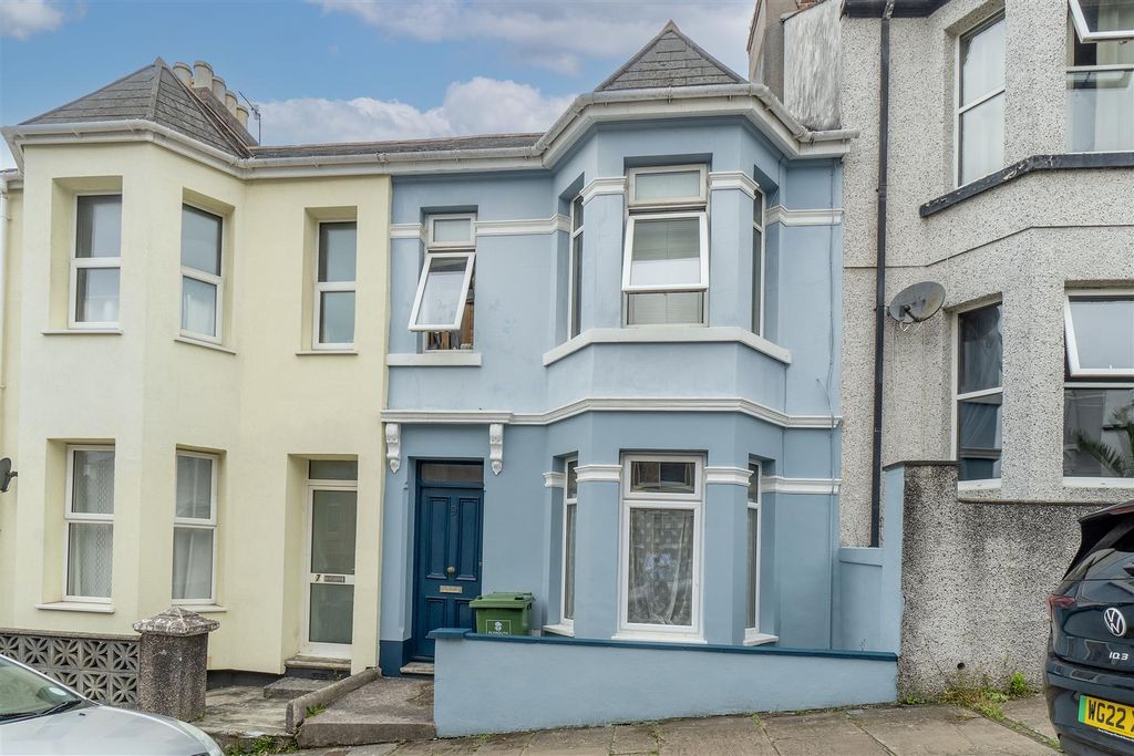 Property photo 1 of 6 Front.Jpg