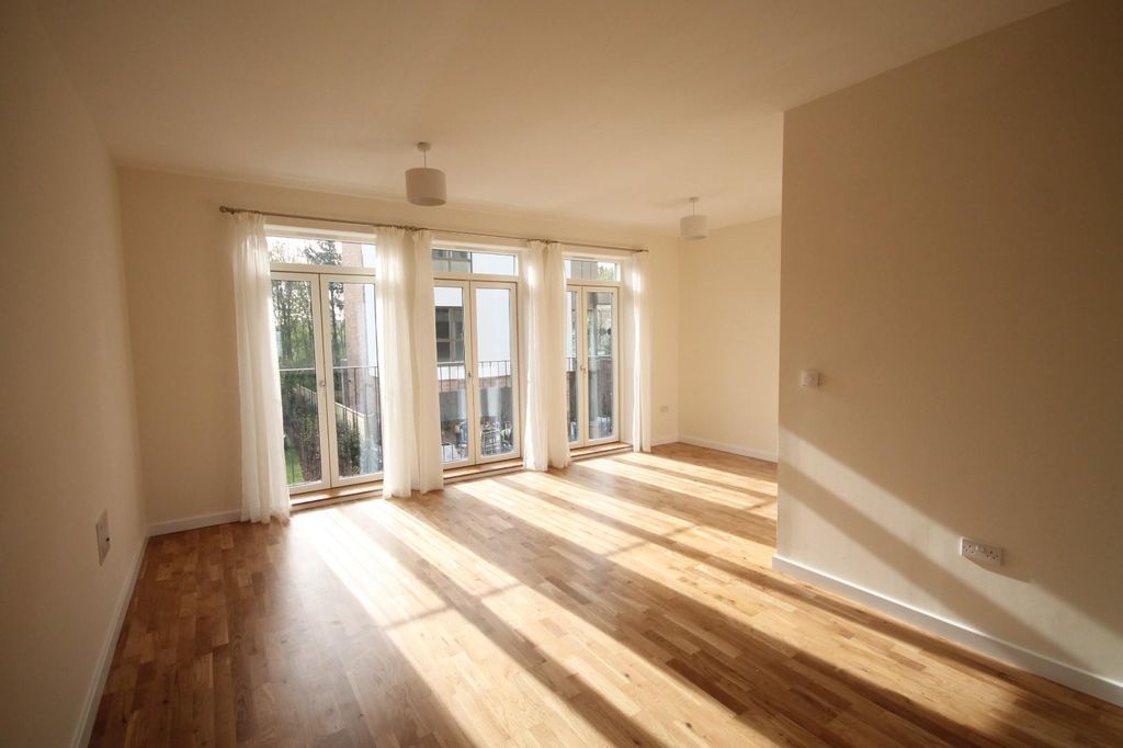 Property photo 3 of 12 Img_1298.Jpg