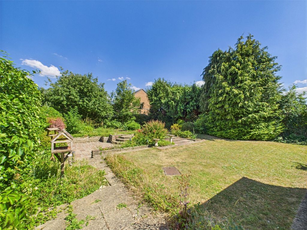 Property photo 2 of 15 Picture No. 17