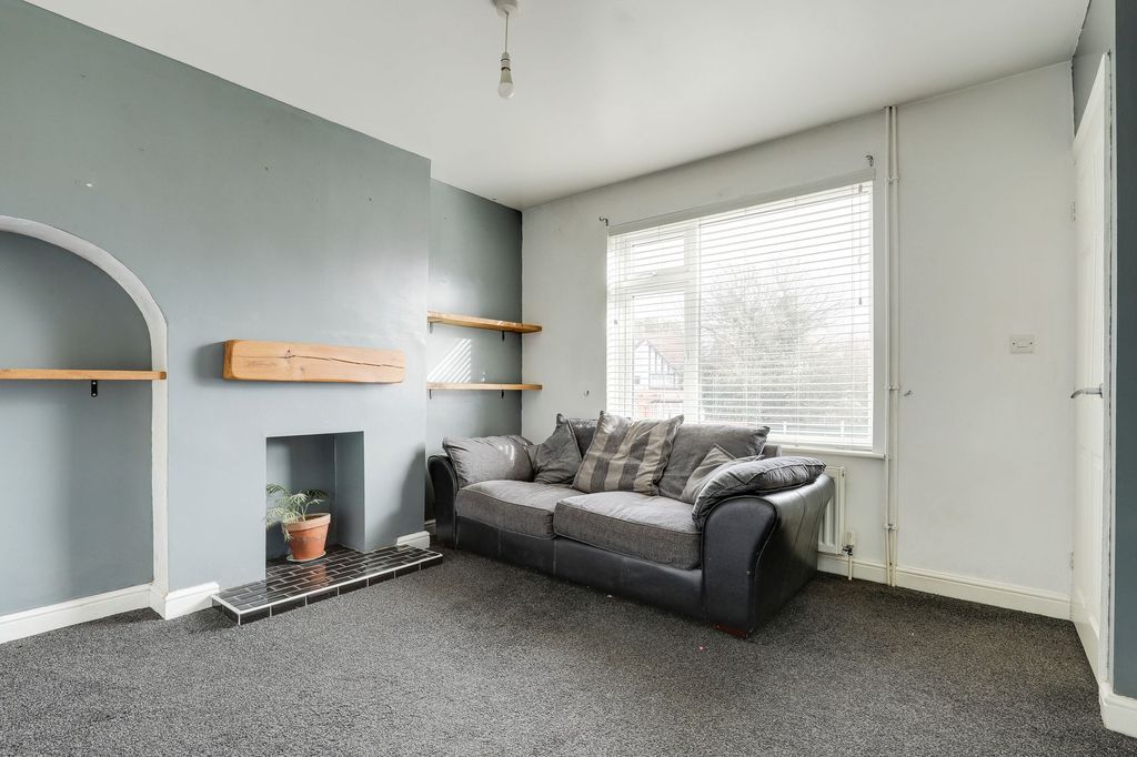 Property photo 2 of 16