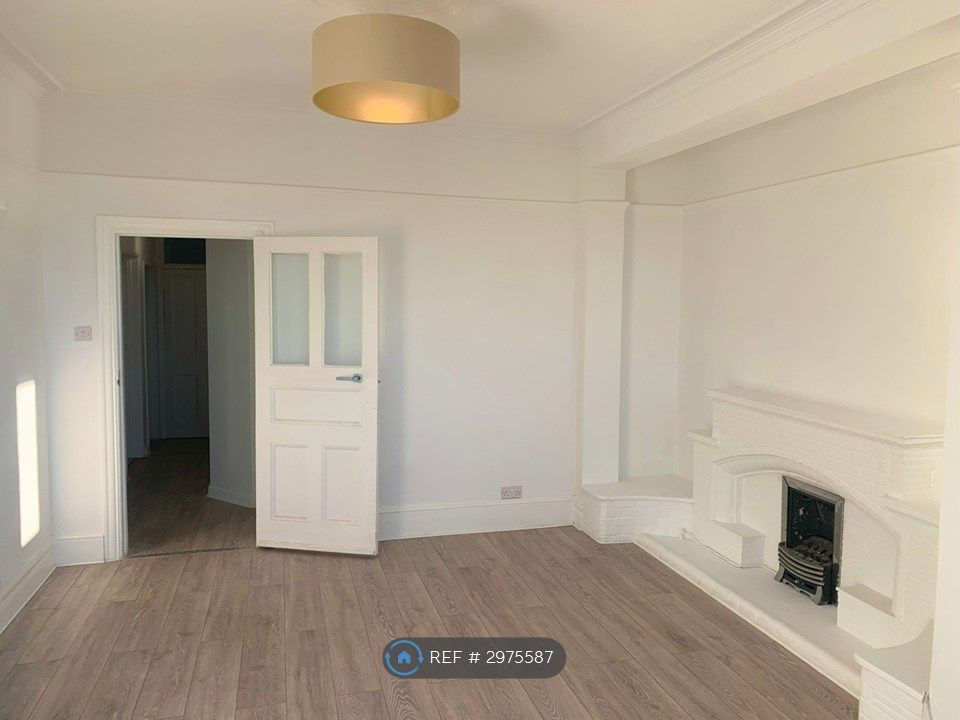 Property photo 3 of 15 Living Room