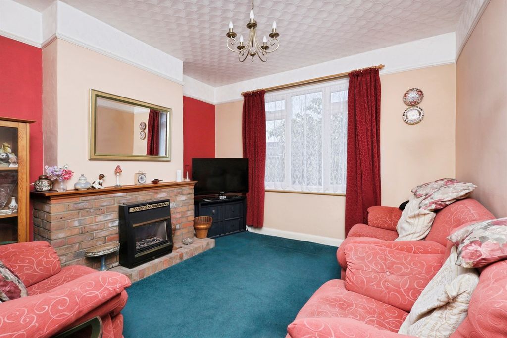 Property photo 2 of 15