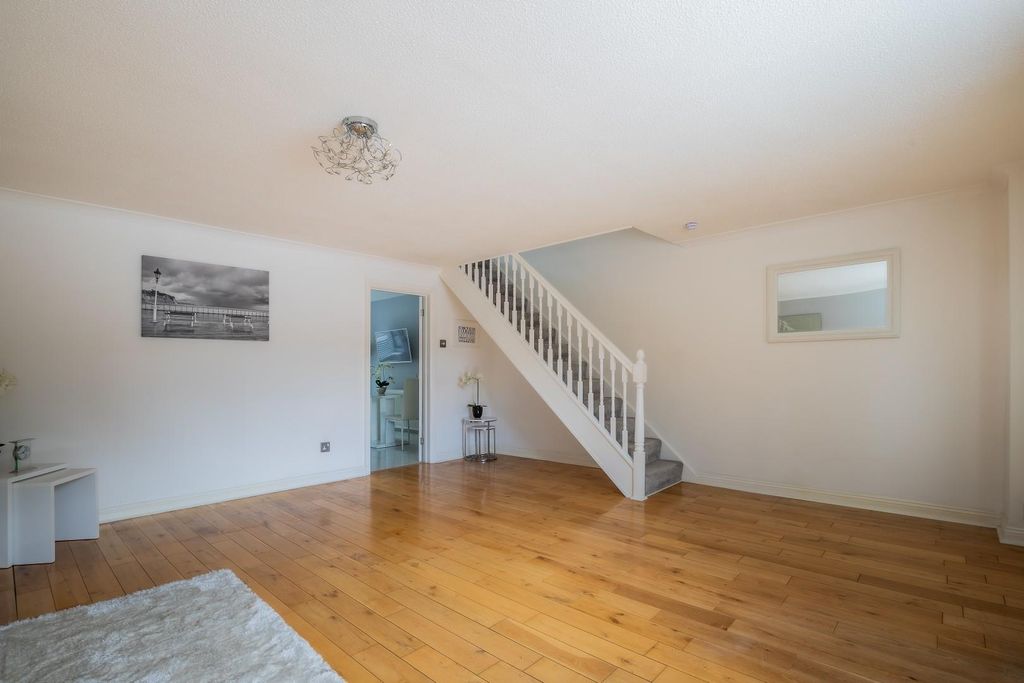 Property photo 3 of 24 53-4.Jpg