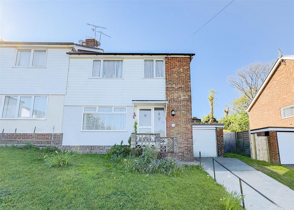 Property photo 1 of 22