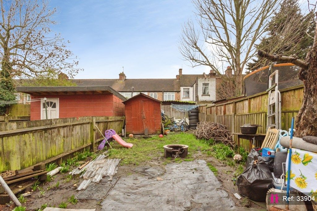 Property photo 2 of 10