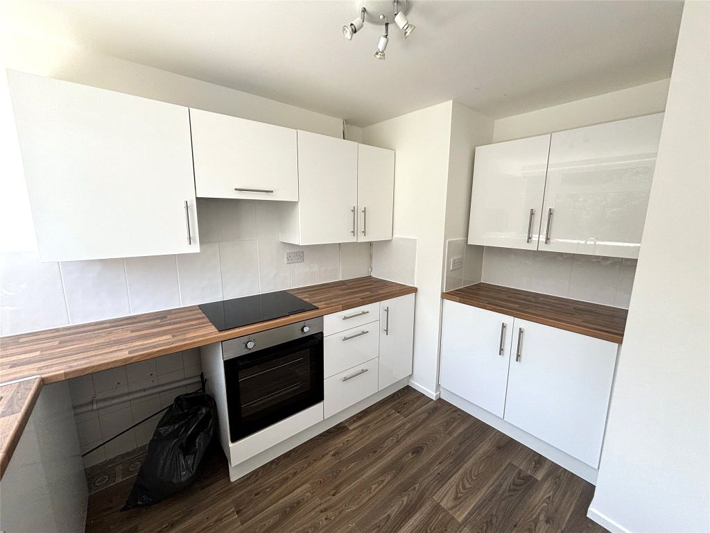 Property photo 2 of 13 Picture No. 24