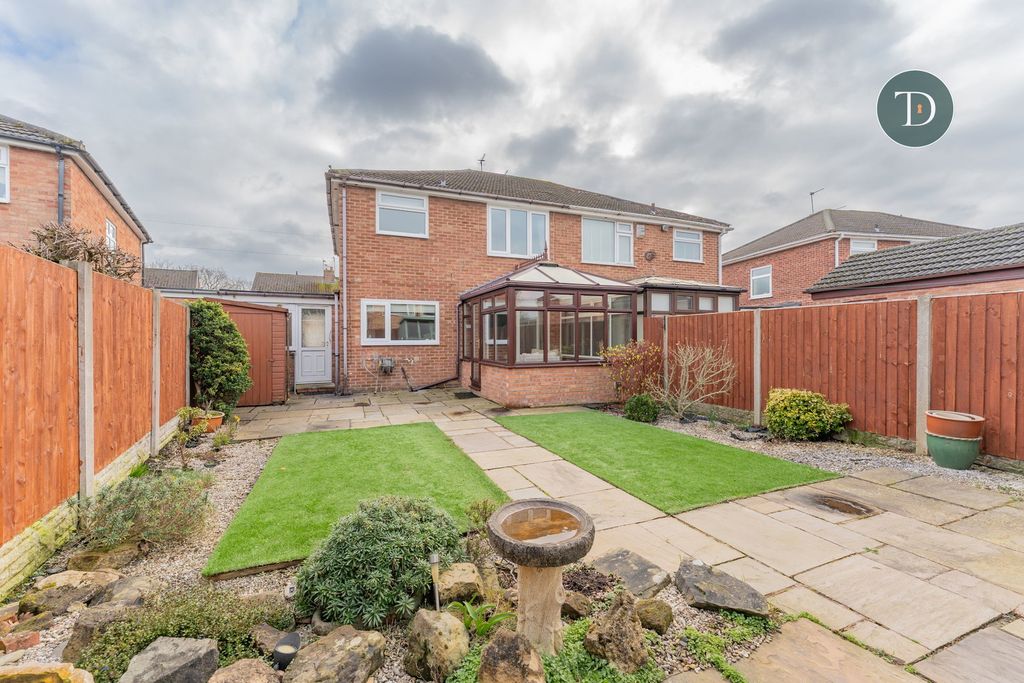 Property photo 2 of 24