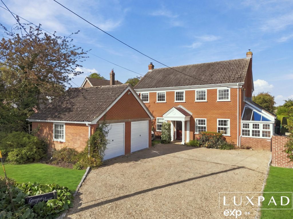 Property photo 1 of 35