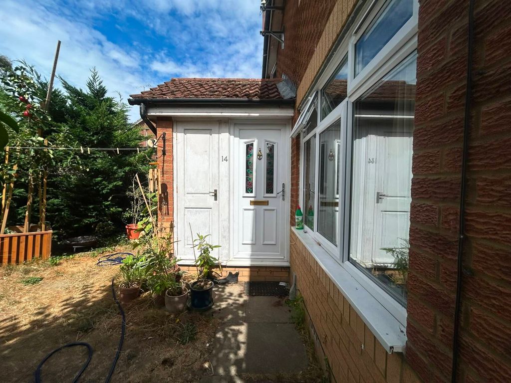 Property photo 1 of 7 Picture No. 10