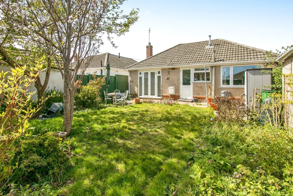 Property photo 3 of 17 Photo