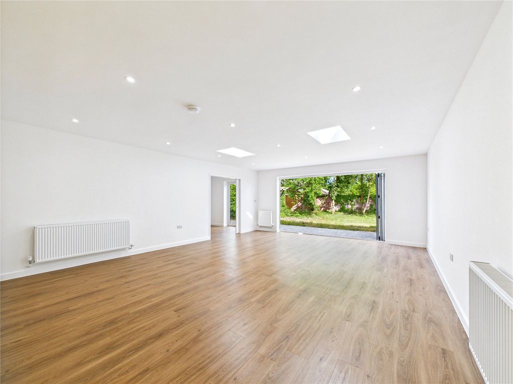 Property photo 1 of 13 1 - Picture No. 05