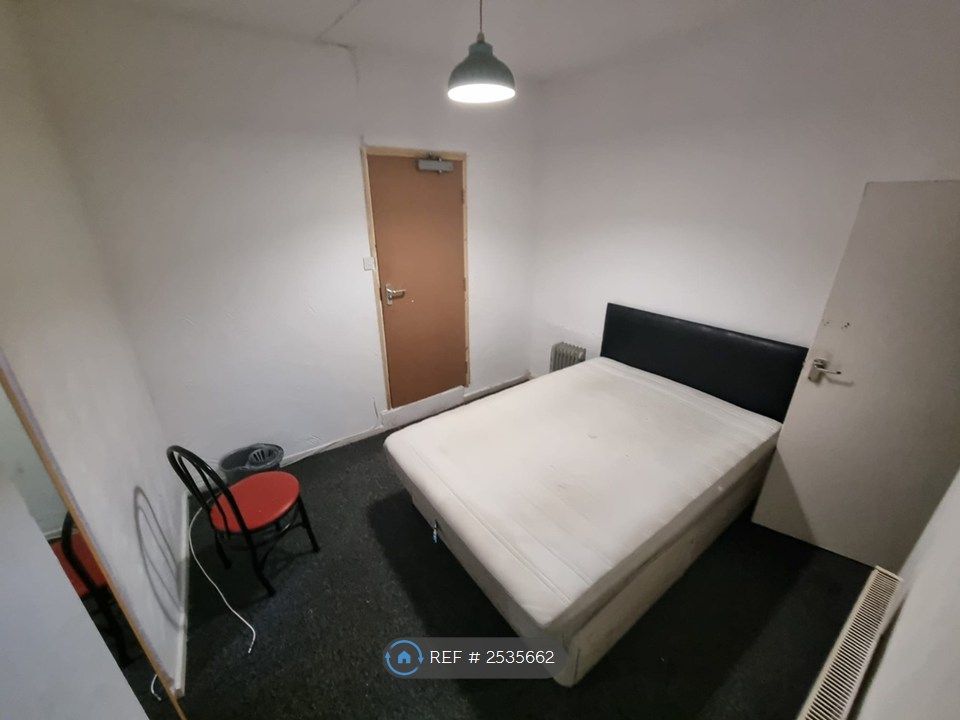 Property photo 2 of 3