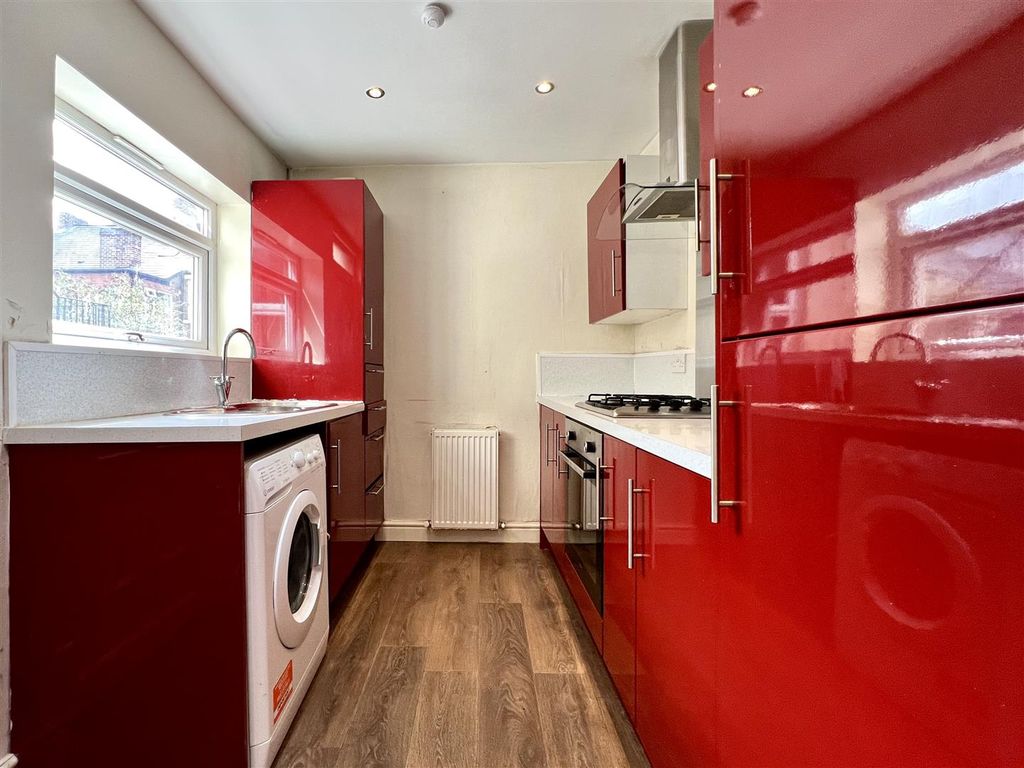 Property photo 2 of 5 11.Jpeg