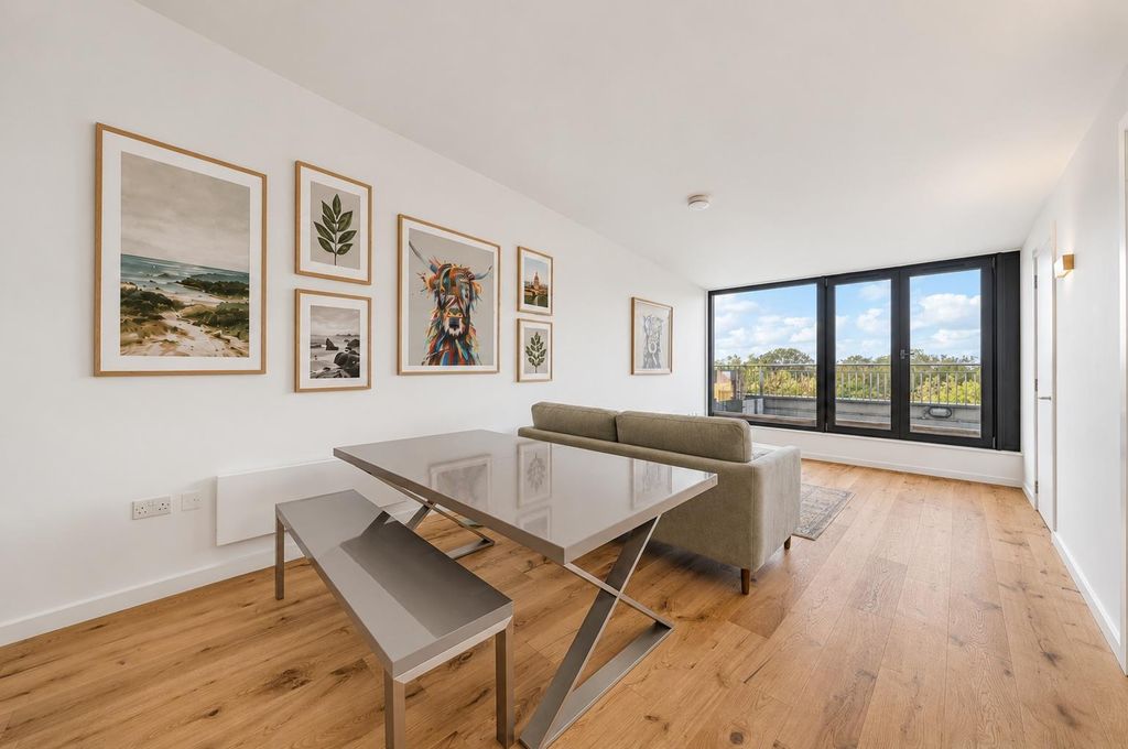 Property photo 2 of 15 8.Jpg
