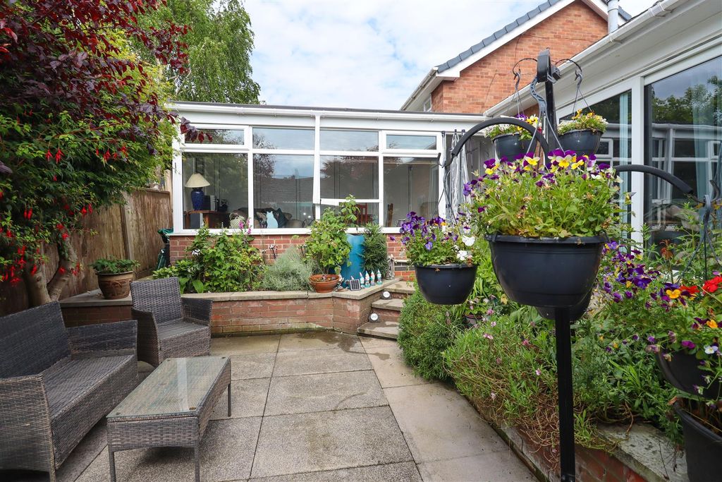 Property photo 2 of 25 Rear Garden