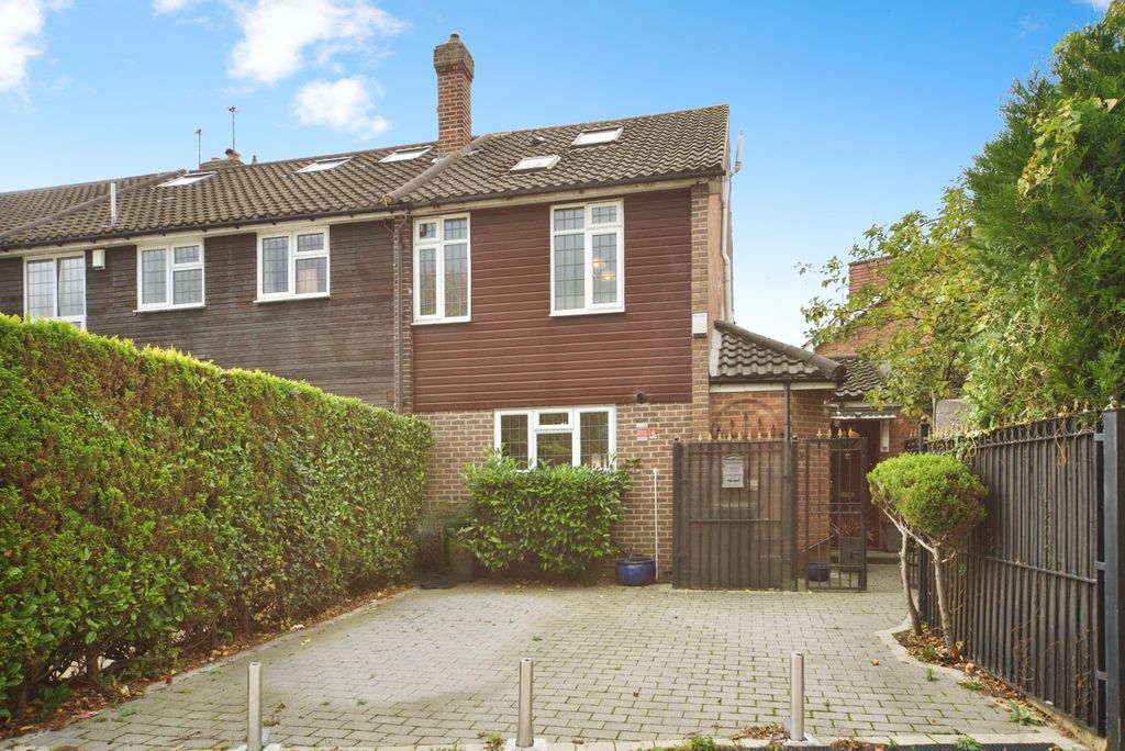 Property photo 1 of 17 Photo