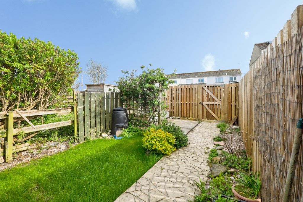 Property photo 3 of 18 Back Garden