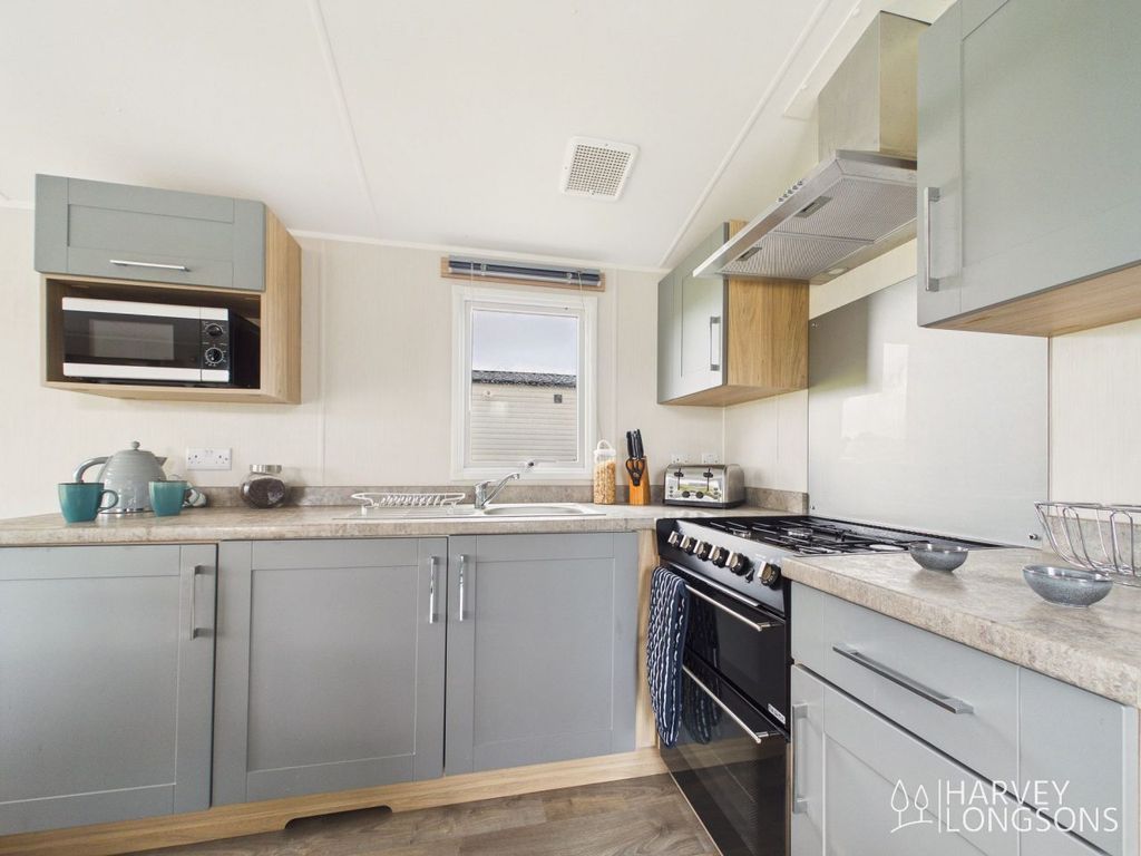 Property photo 3 of 15 Willerby Malton Kitchen Bowland Fell Holiday Park