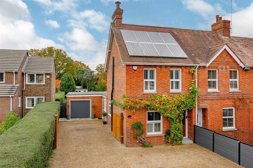 Property photo 1 of 29